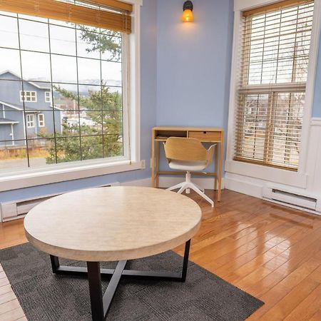 Downtown Whitehorse Apartment In Old Town Exterior foto