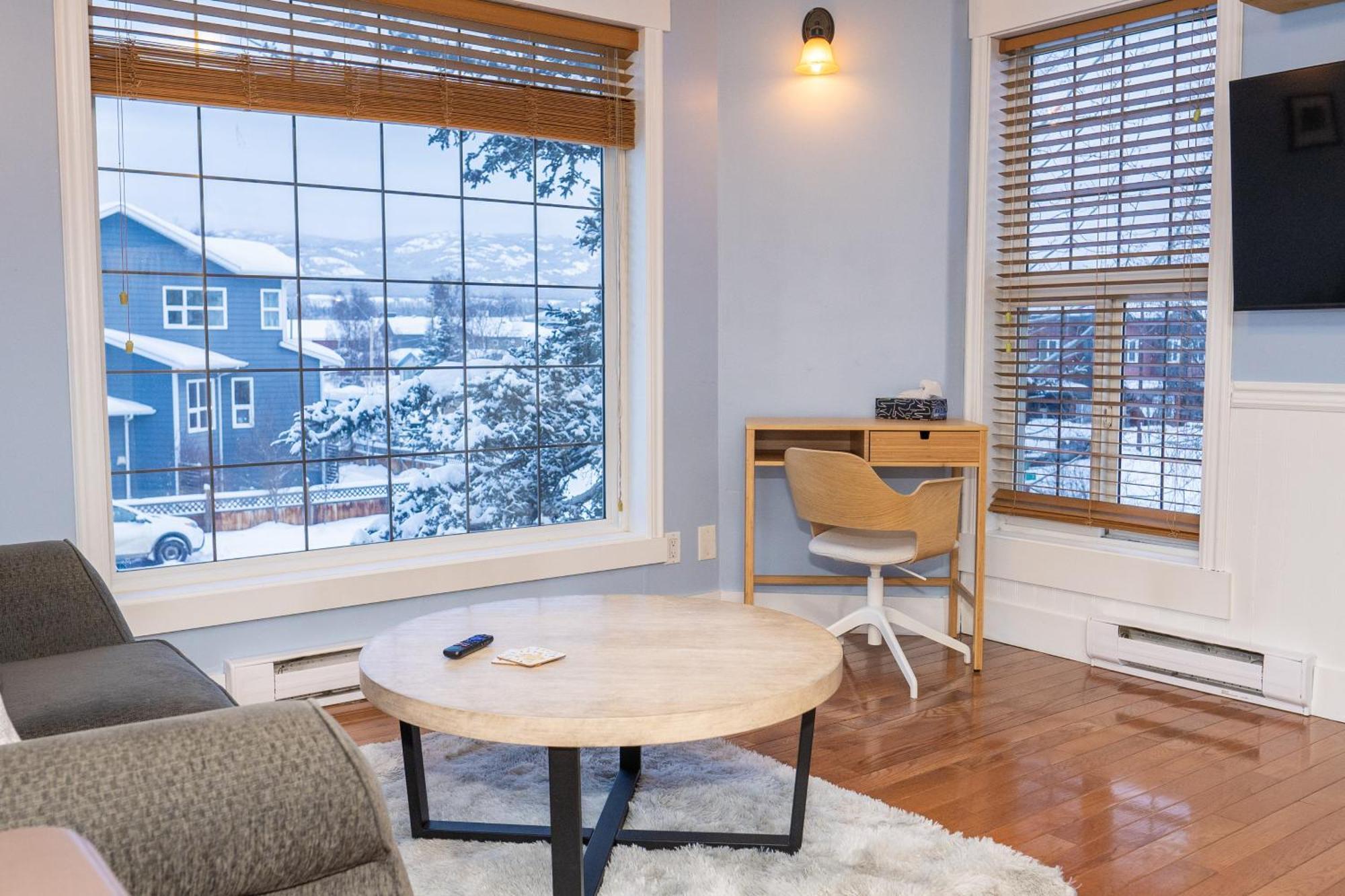 Downtown Whitehorse Apartment In Old Town Exterior foto